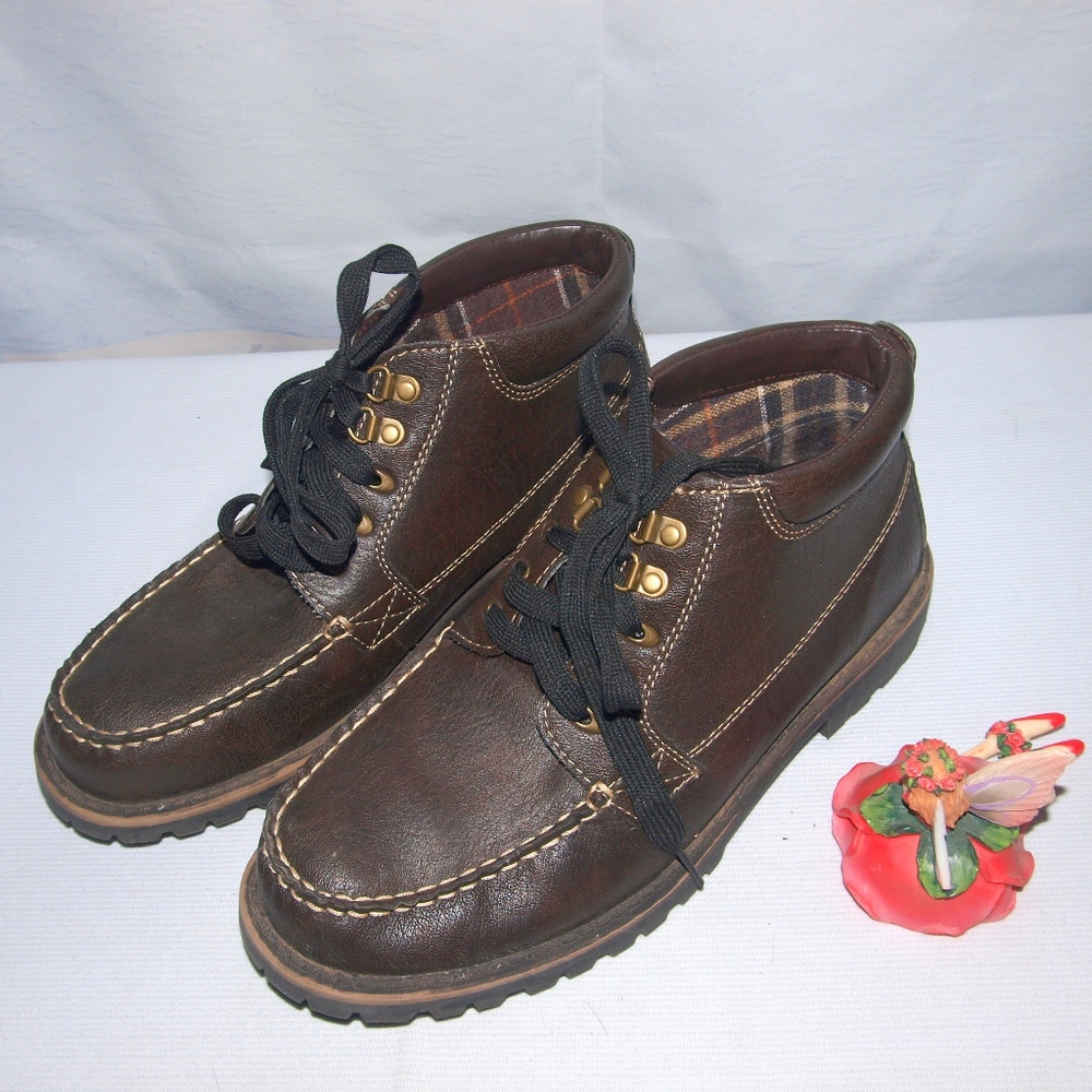 Men's Boots for Men Stone Canyon Blake Style Size 9.5M Warm Winter Boots